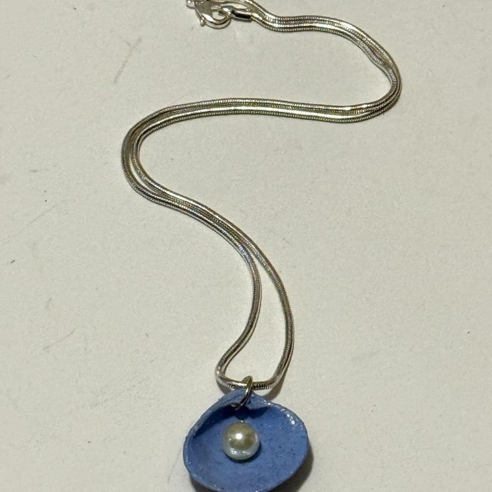 Handmade Pearlesque Bead Design Seashell Necklace 17" Artisan